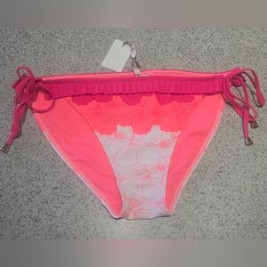 Pink Floral Bikini BottomNEW! Ted Baker Size 3 - US 8 white/neon pink